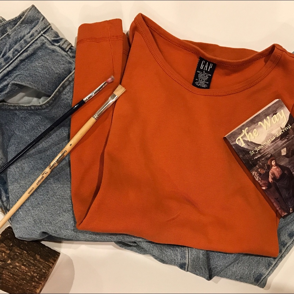 Orange vintage soft GAP tee