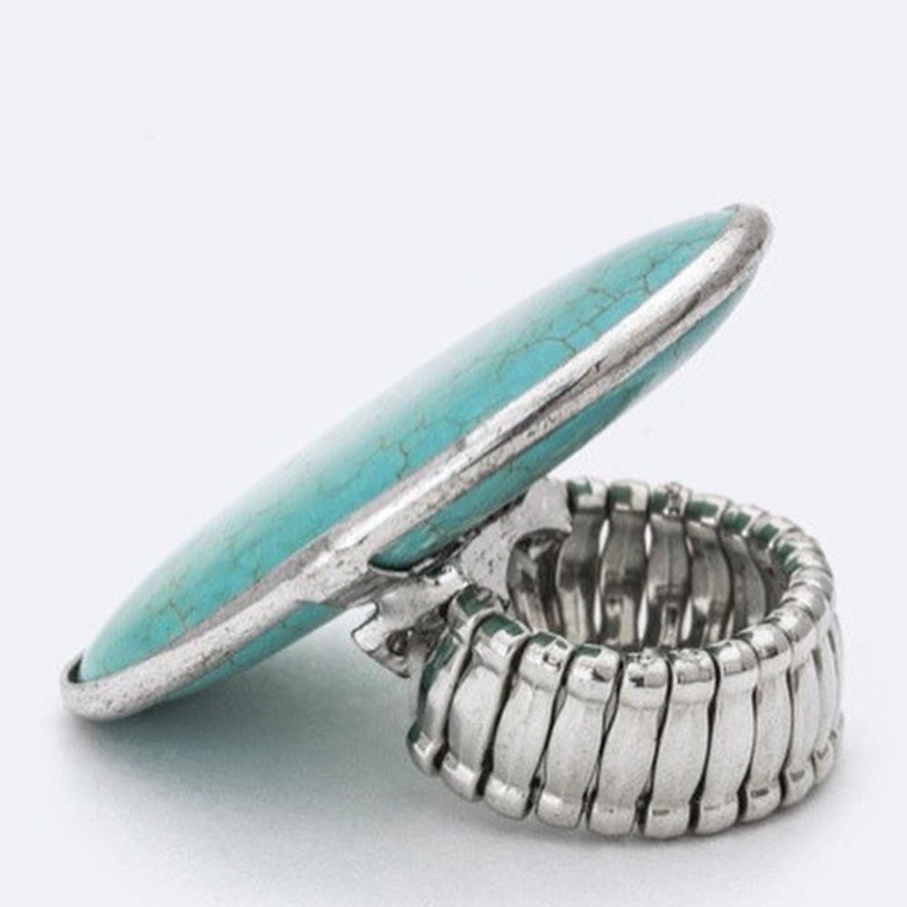 Oval Turquoise Ring - Picture 2 of 3