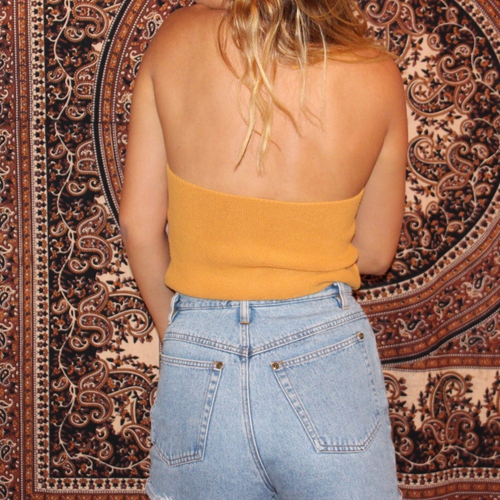 Crop top - Picture 3 of 3