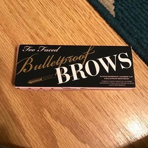 Too faced eye brow set