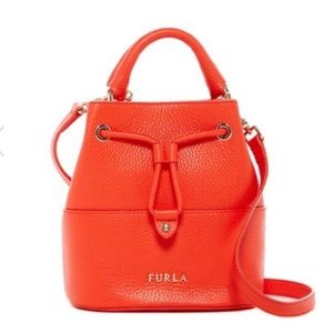 NWT Furla Mini Brooklyn Bag leather bucket handbag