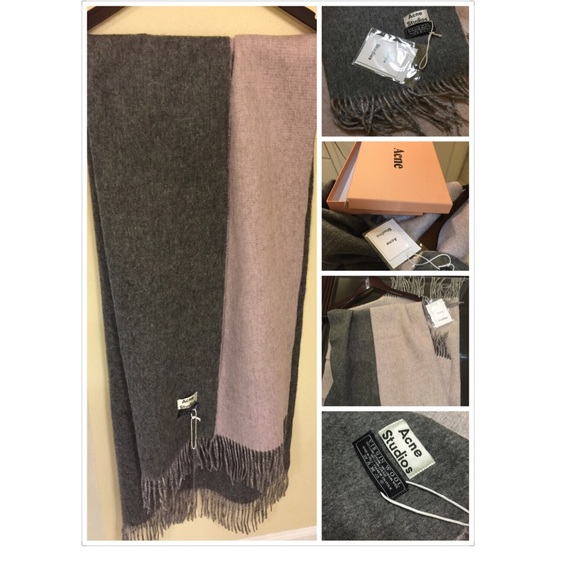 🌺Sold🌺Acne Canada 100% virgin wool scarf shawl - Picture 1 of 3