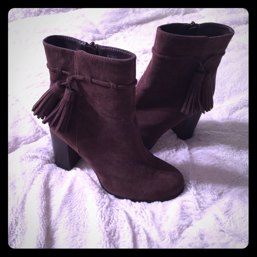 High heeled boots