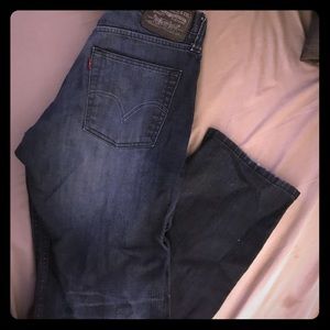 Men's Size 32*x34 Levis slim straight