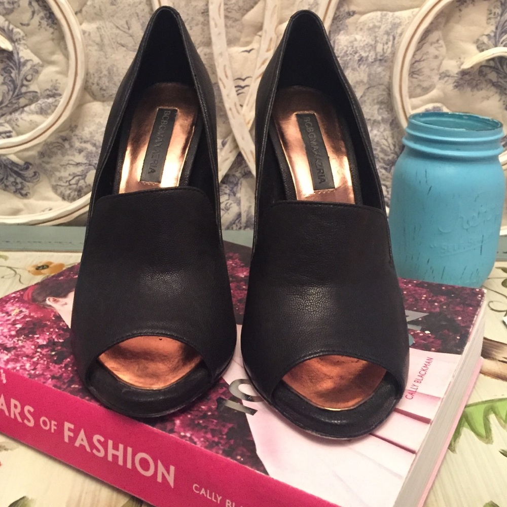 BCBGMAXAZRIA Loafer Pumps