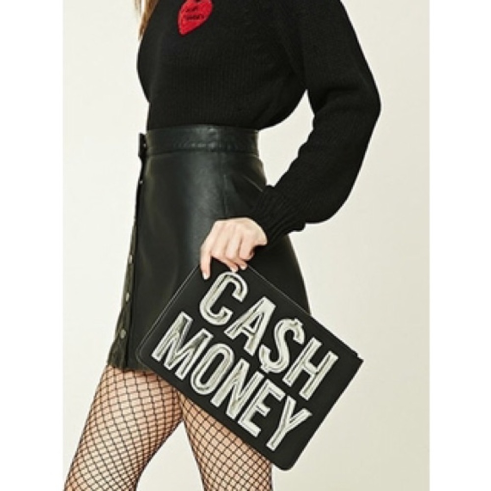 Cash Money Clutch 😍
