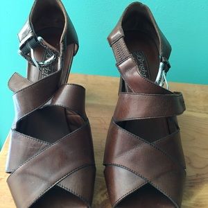 Brighton sandals