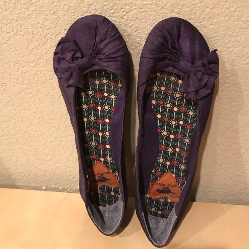 Rocket dog flat