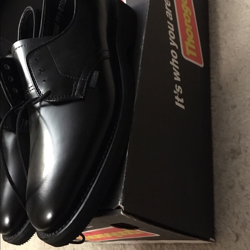 Work Shoes - Picture 2 of 2