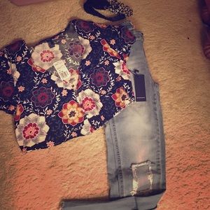 Cute out including +riped jean, crop top, hairtie