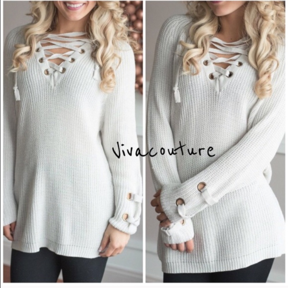 Lace up sweater - Picture 2 of 4