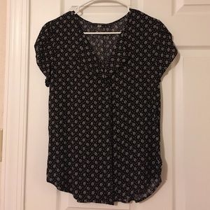 NWOT Fun2Fun Fabio Split Neck Top