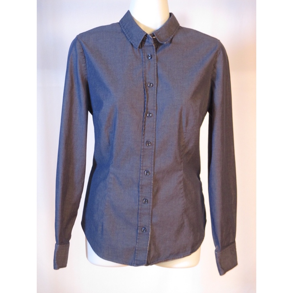 New York & Co. Denim Blue Long Sleeve Button Down