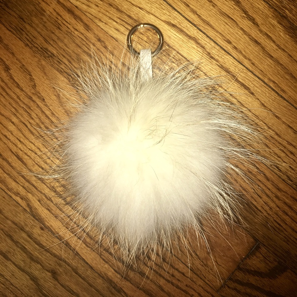 Pom Pom keychain