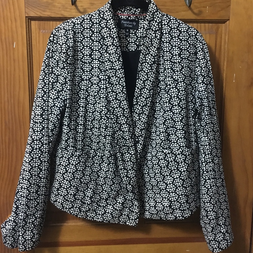 B&w interview blazer