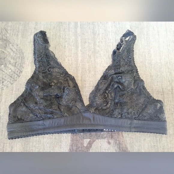 Brandy Melville Black Bralette - Picture 5 of 5
