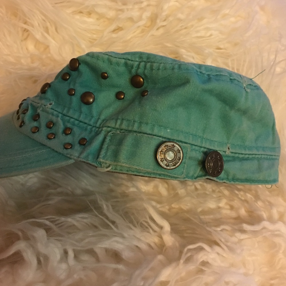 Aqua hat with studs - Picture 2 of 2