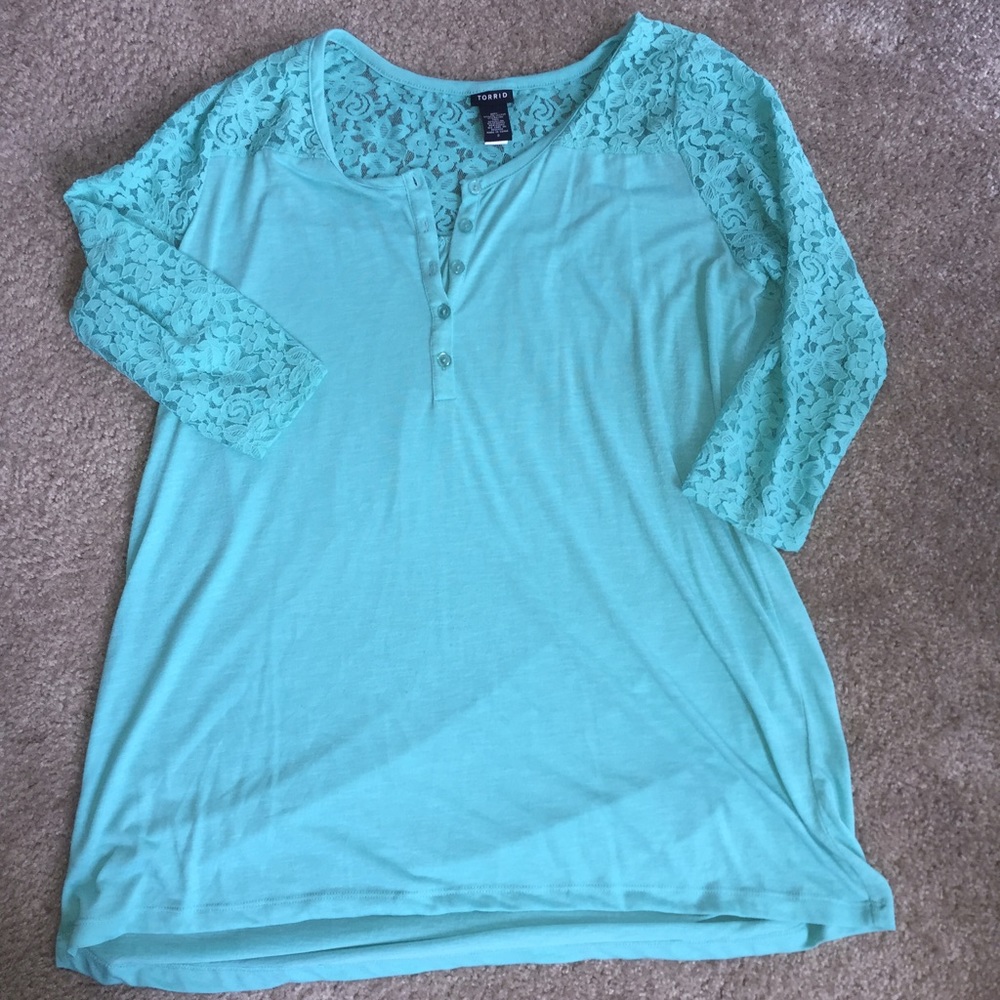 Torrid lace sleeve top