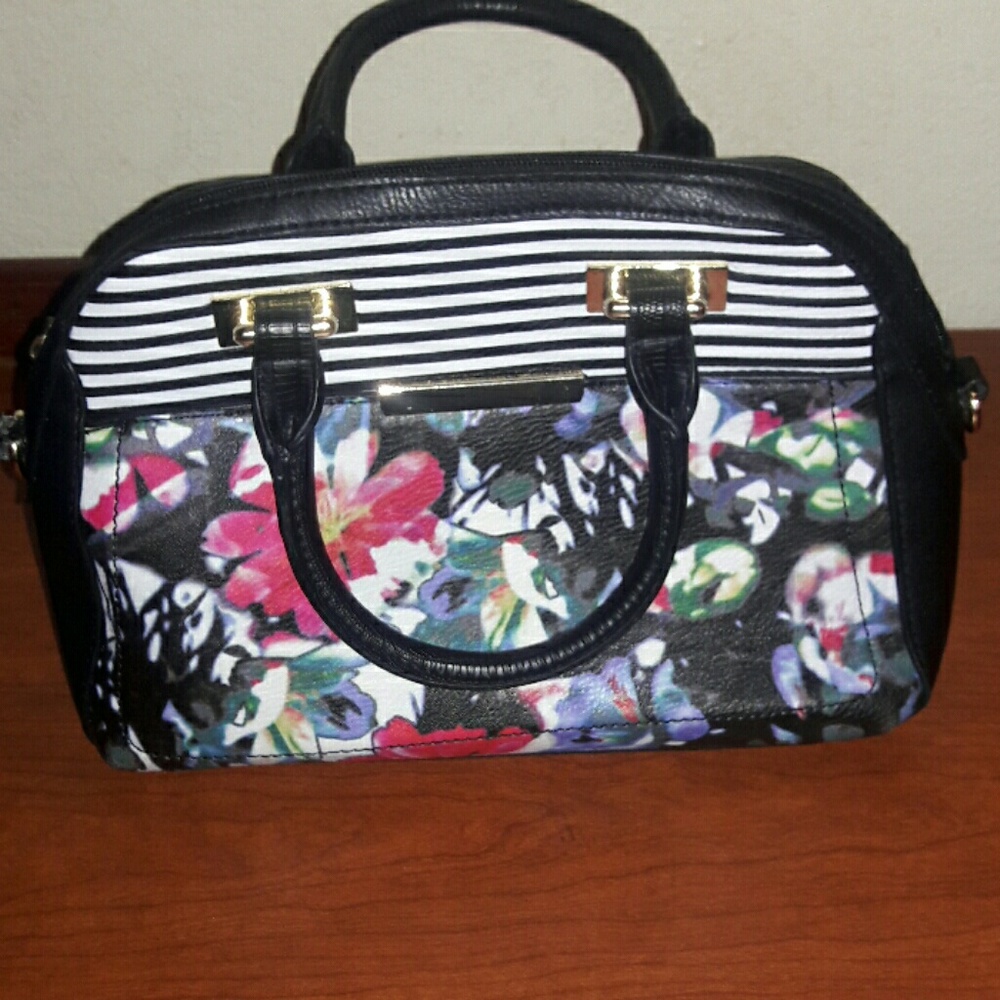 Apt 9 Mini Satchel