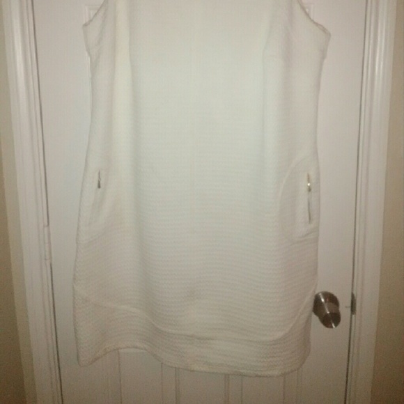 winter dress - Picture 3 of 4