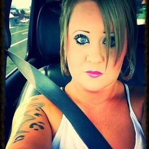 Meet your Posher, Emilee