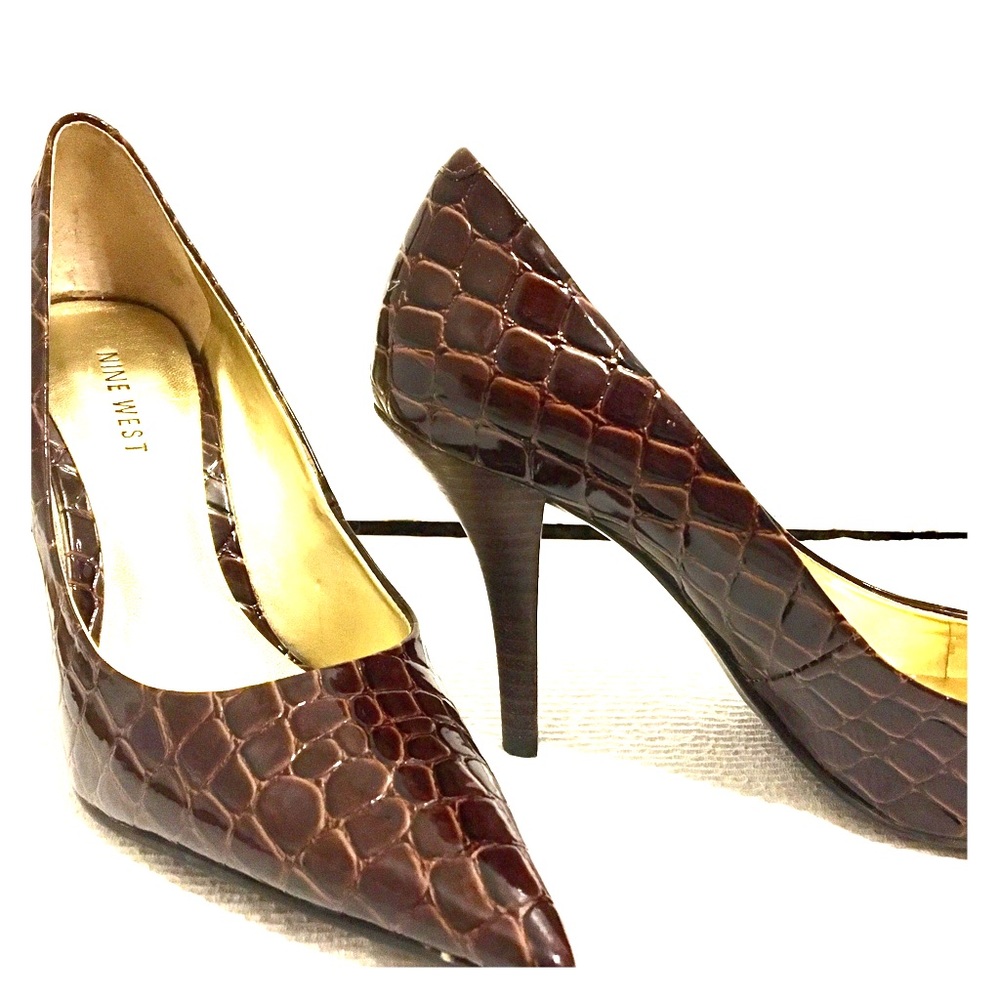 Nine West snake pattern Heels Size 7 brown