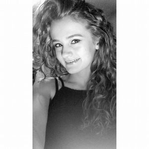 Meet your Posher, Mackenzie