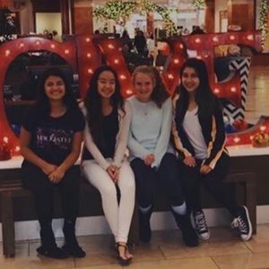 Meet your Posher, Marissa