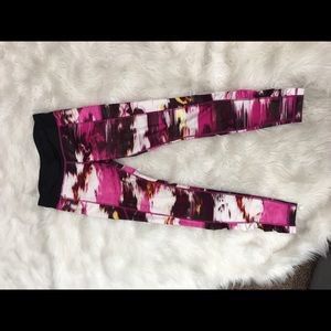 Lululemon leggings size 8