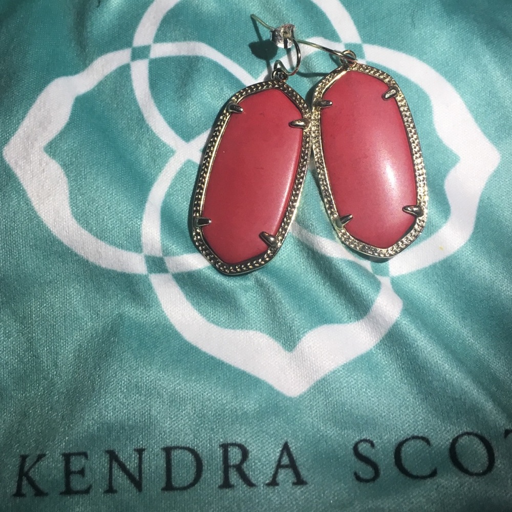 Red Kendra Scott Elle
