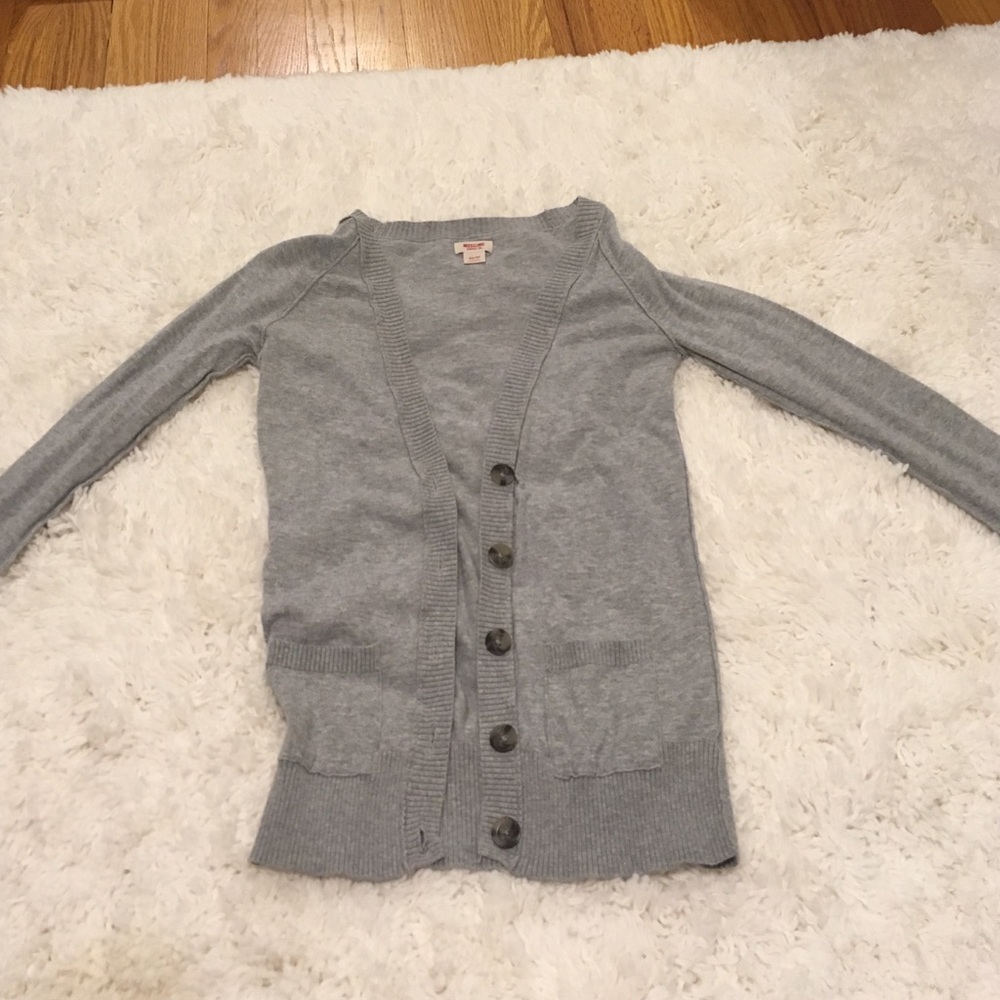 Gray and brown cardigan