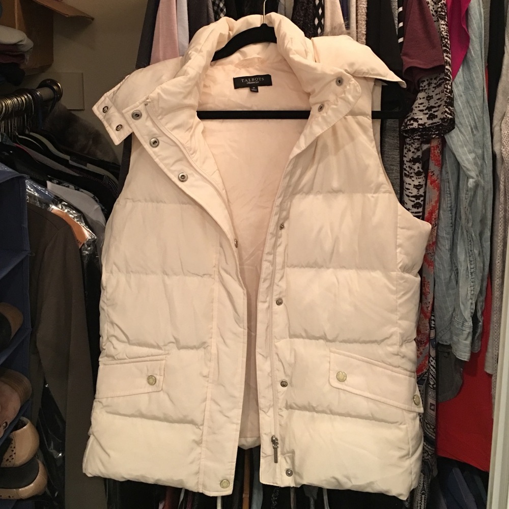 NWOT Talbots cream down vest w/ removable fur hood