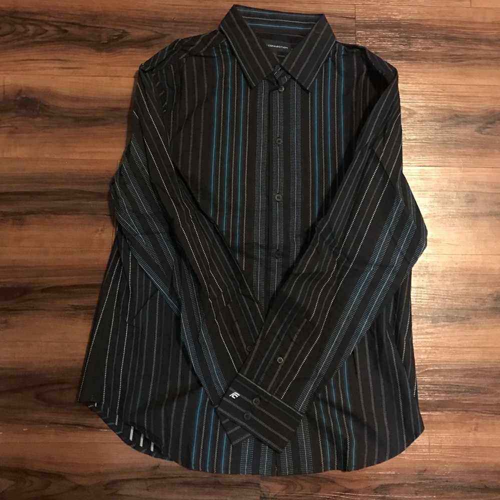 Men's French connection dress up shirt.