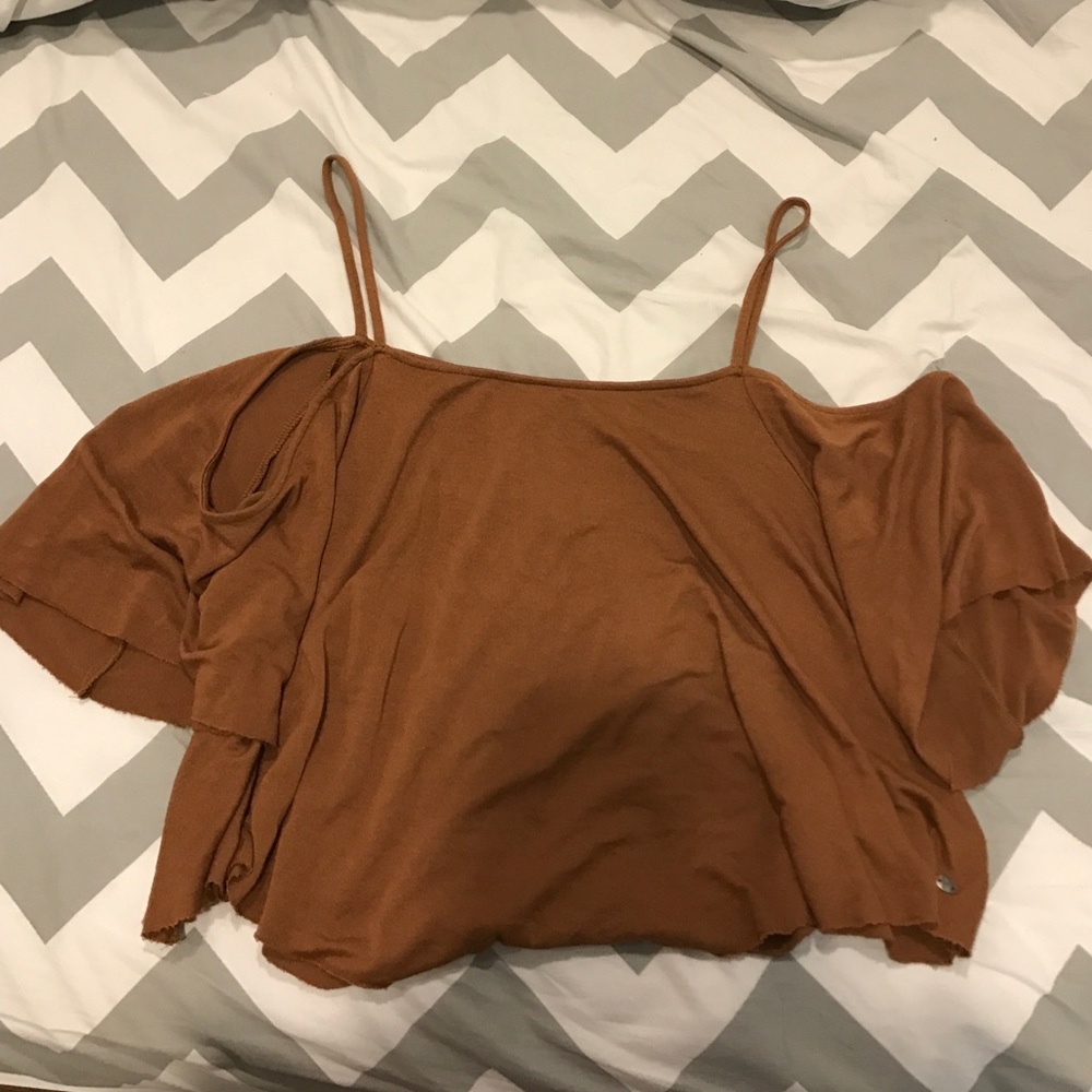 american eagle cold shoulder shirt