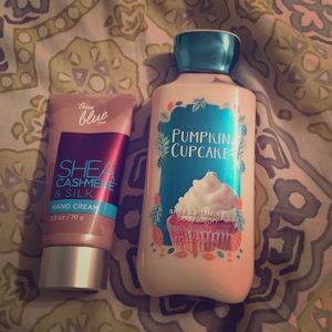 Bath and body works bundle.