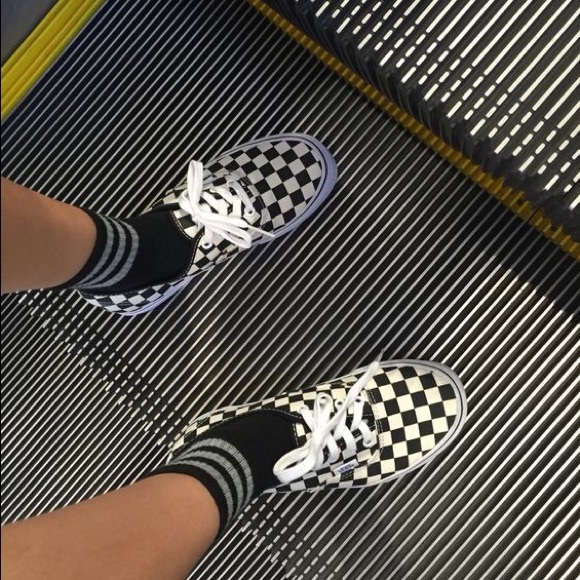 Thank You [ HOSTING MY FIRST POSH PARTY ] - Picture 3 of 3