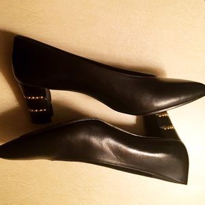 🎀STUART WEITZMAN POCOCHAIN PUMP