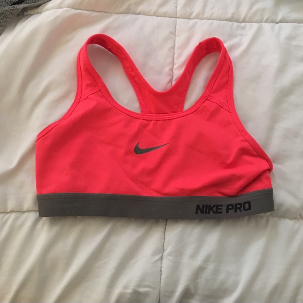 Nike pro sport bra