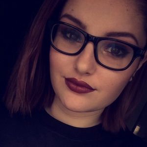 Meet your Posher, Karla