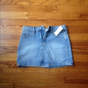 Brandy Melville Skirt