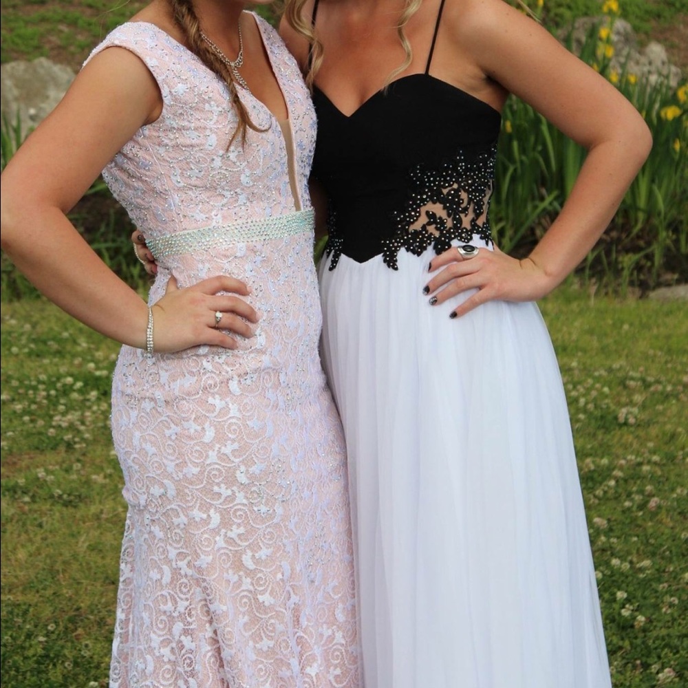 Light pink prom dress - Picture 3 of 3