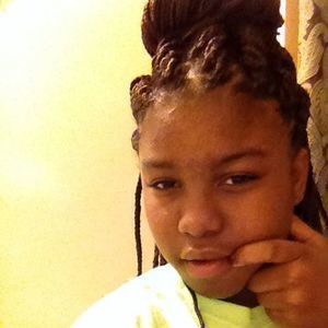 Meet your Posher, Makayla