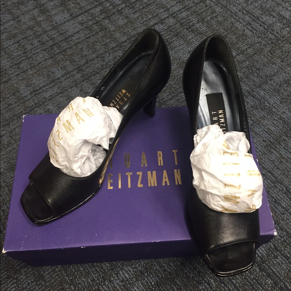 EUC Stuart Weitzman Black Peep Toe Pumps Size 6