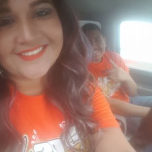 Meet your Posher, Evelin