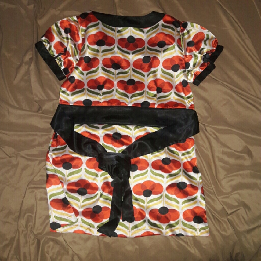 Blouse - Picture 2 of 3