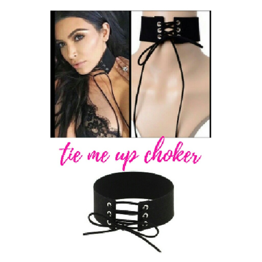 Choker necklace