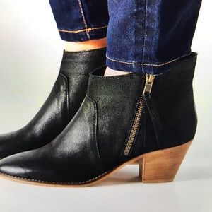 Black Booties - Urban Outfitters