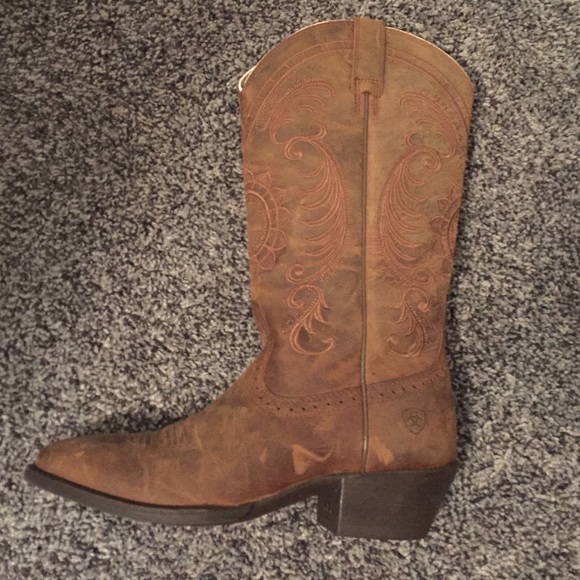 Ariat Women Ariat Women boots size 6.5