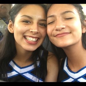 Meet your Posher, Alondra