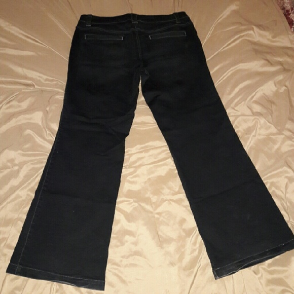 Jeans - Picture 2 of 4